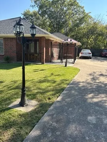 2517 Utilis St, Greenville, TX 75401