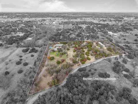 345 Karbo Ln, Weatherford, TX 76085