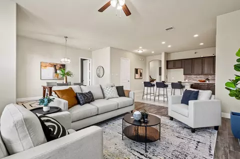 7203 Fallen Crest Ln, Arlington, TX 76001