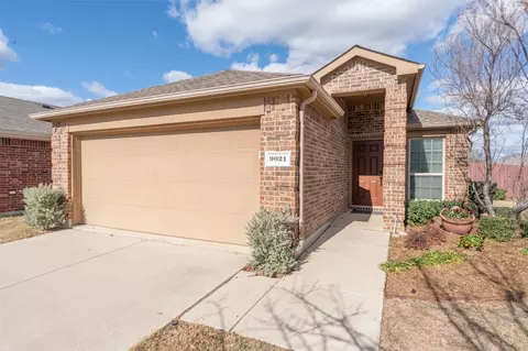 9021 Tumbleweed Dr, Cross Roads, TX 76227