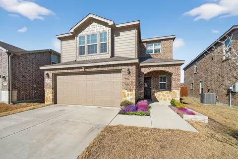2081 Henrietta Dr, Forney, TX 75126