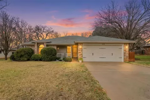 503 Shady Grove Dr, Granbury, TX 76049