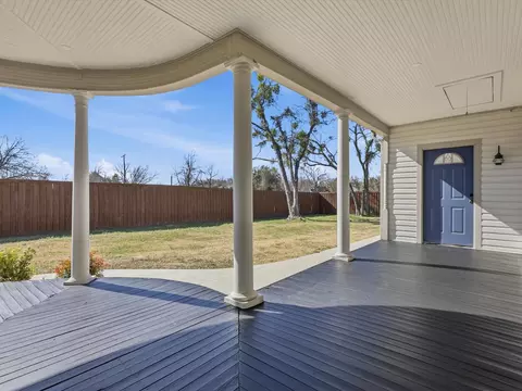 Exterior - 1401 Arp St, Commerce, TX 75428 photo 6 of 6