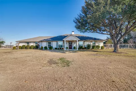650 Honeysuckle Ln, Lucas, TX 75002