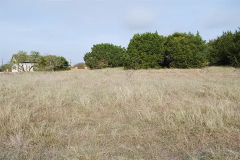 19090 White Bluff Dr, Whitney, TX 76692
