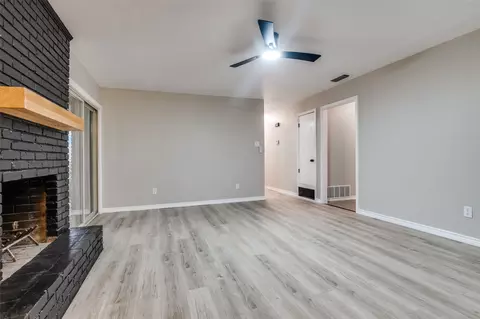 Living - 821 Sequoia Dr, Lancaster, TX 75146 photo 4 of 7