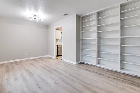 Living - 821 Sequoia Dr, Lancaster, TX 75146 photo 6 of 7