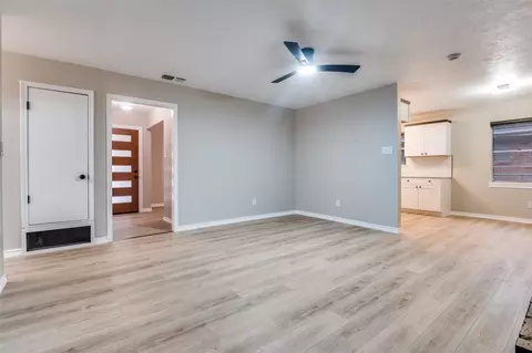 Living - 821 Sequoia Dr, Lancaster, TX 75146 photo 1 of 7