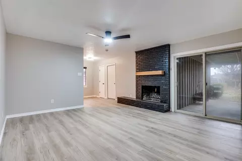 Living - 821 Sequoia Dr, Lancaster, TX 75146 photo 3 of 7