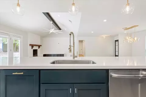 Kitchen - 3201 Carroll Dr, Waco, TX 76708 photo 3 of 4