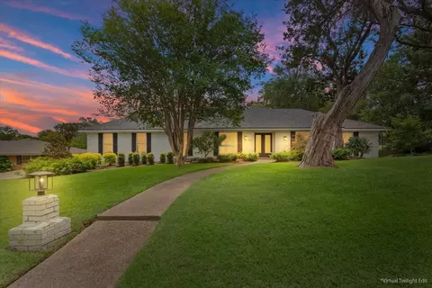 3201 Carroll Dr, Waco, TX 76708