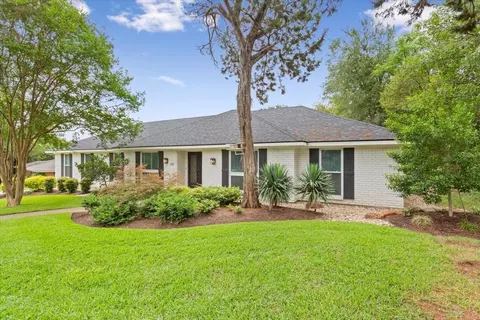 Exterior - 3201 Carroll Dr, Waco, TX 76708 photo 8 of 8