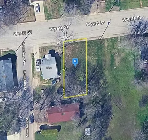 803 Wyatt St, Waxahachie, TX 75165