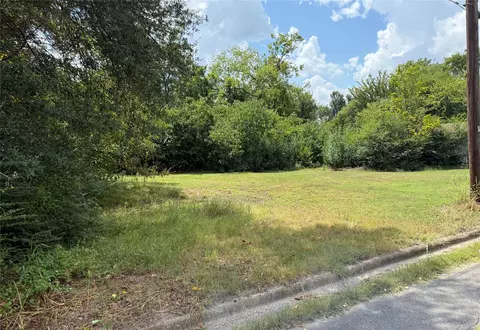 320 Mlk Dr, Sulphur Springs, TX 75482