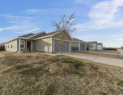 5430 Longshadow Dr, Princeton, TX 75407