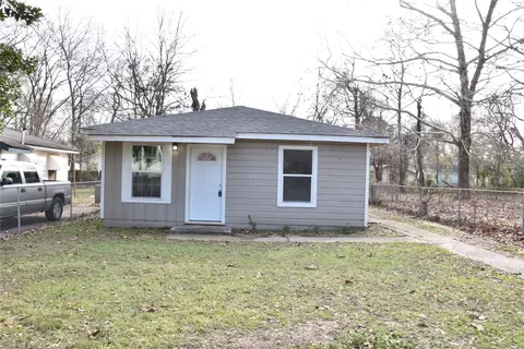 1831 Rainwater St, Shreveport, LA 71108