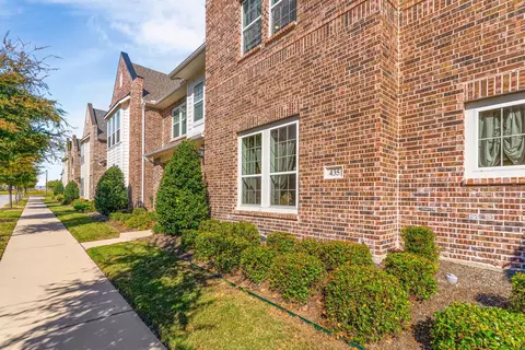 435 Madison Ave, Fairview, TX 75069