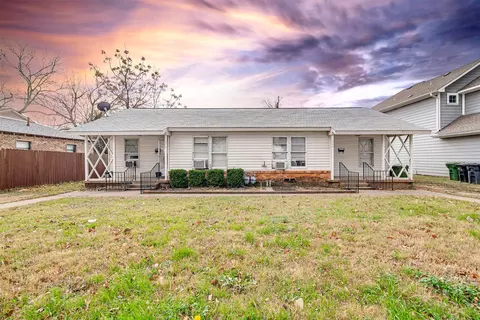 206 E Rogers St, Arlington, TX 76011