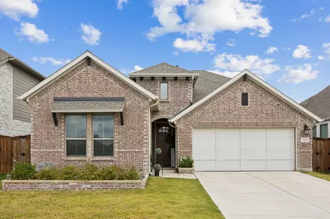 2012 Summer Sky Ln, Mansfield, TX 76063