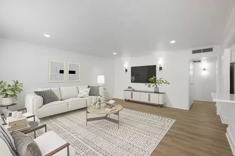 5917 E University Blvd #215, Dallas, TX 75206