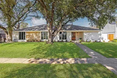 4023 High Summit Dr, Dallas, TX 75244