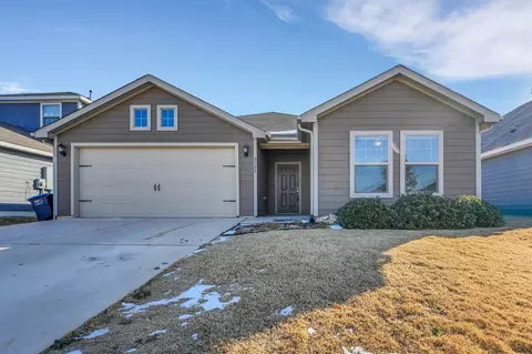 8508 Buck Mountain Pass, Fort Worth, TX 76179