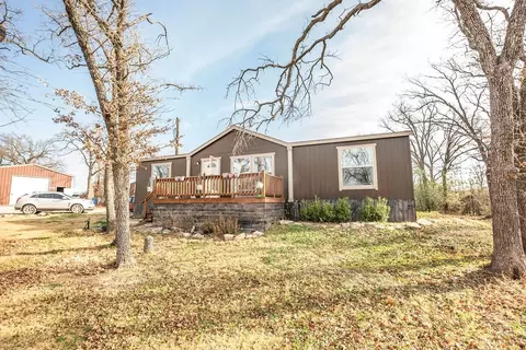 18 Pawnee Trl, Nocona, TX 76255