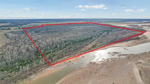 9891 Farm Road 906, Powderly, TX 75473