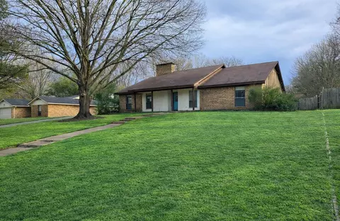 414 Jo Aynn Cir, Bonham, TX 75418