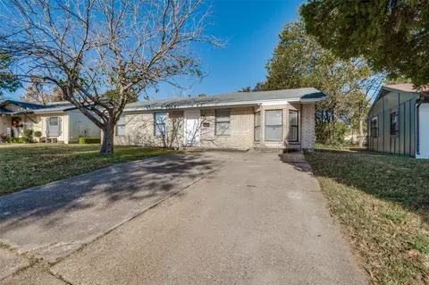 3919 Mehalia Dr, Dallas, TX 75241
