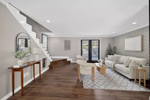 10109 Regal Park Ln #117, Dallas, TX 75230