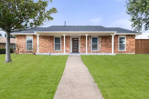 4333 Woodbluff Dr, Mesquite, TX 75150