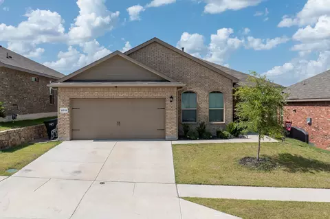 9712 Cherryville Rd, Fort Worth, TX 76108
