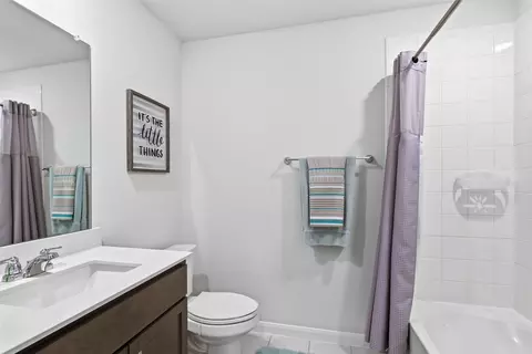 Bath - 705 Range Dr, Princeton, TX 75407 photo 2 of 3