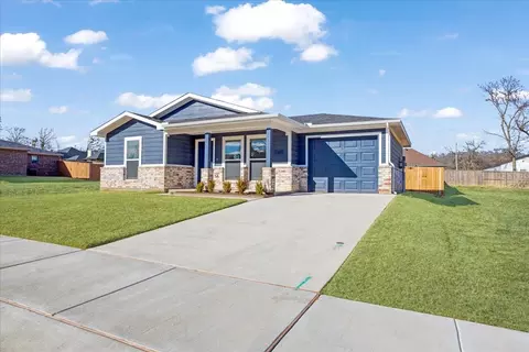 2385 Miller St, Denison, TX 75020