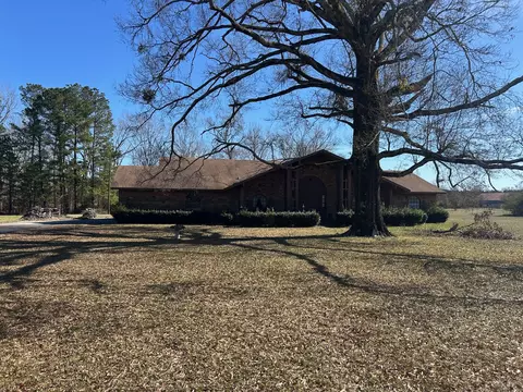 13695 Four Frks, Keithville, LA 71047