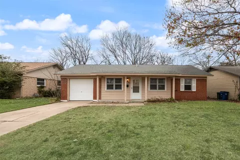 404 Vaden Ave, Everman, TX 76140