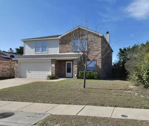 524 Nance Dr, Cedar Hill, TX 75104