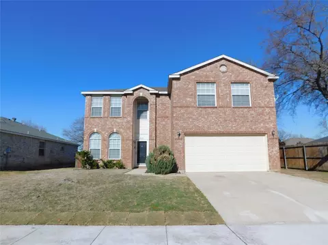 2041 Apple Dr, Little Elm, TX 75068