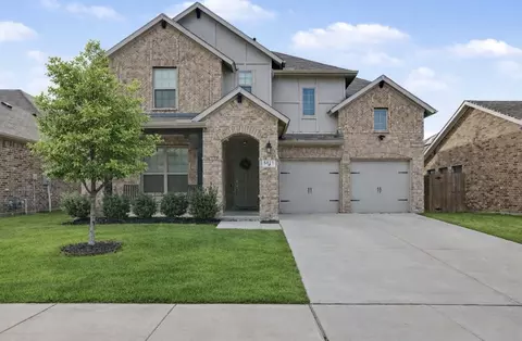 5621 Salt Springs Dr, Fort Worth, TX 76179