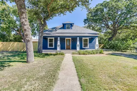912 Hanover St, Weatherford, TX 76086