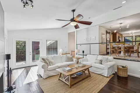 6124 Summer Creek Cir, Dallas, TX 75231