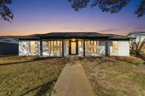 1809 Melrose St, Garland, TX 75042