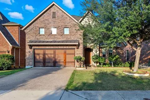 209 Florence Dr, The Colony, TX 75056