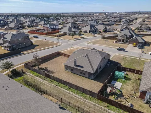 6811 Gamecock Ct, Greenville, TX 75402