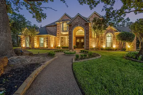 501 Fox Gln, Southlake, TX 76092