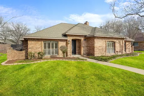 6018 Raleigh Dr, Garland, TX 75044