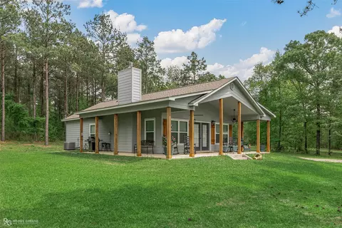 260 Circle M Rd, Benton, LA 71006