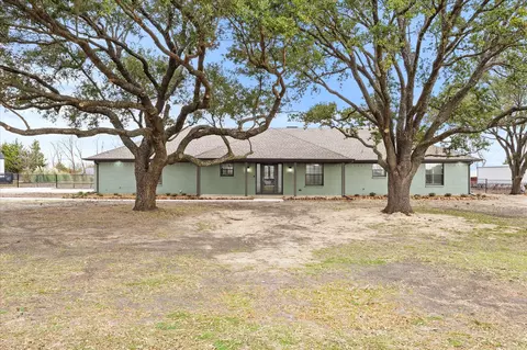 8 Harker Cir, Rockwall, TX 75087