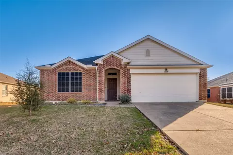 1520 Lakeside Dr, Glenn Heights, TX 75154